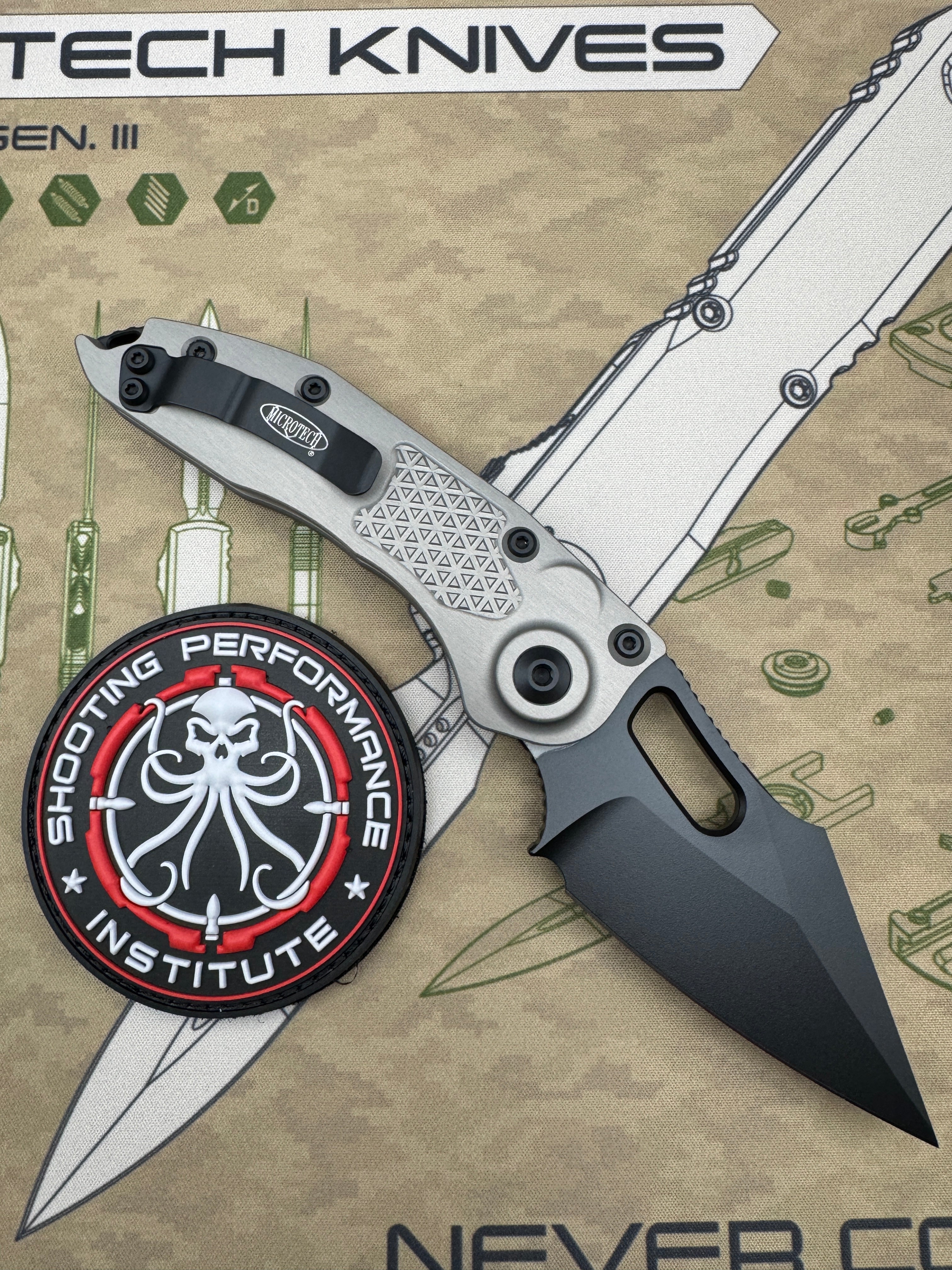 Microtech Stitch A S/E Natural Clear Standard 169-1 NC US D811,191